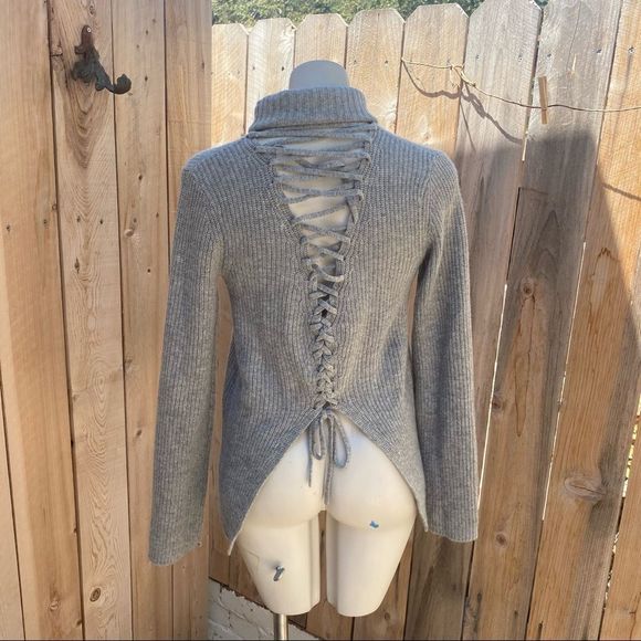 A.L.C. Alexander Lace-Back Turtleneck Wool Cashmere Sweater size XS - Picture 6 of 7